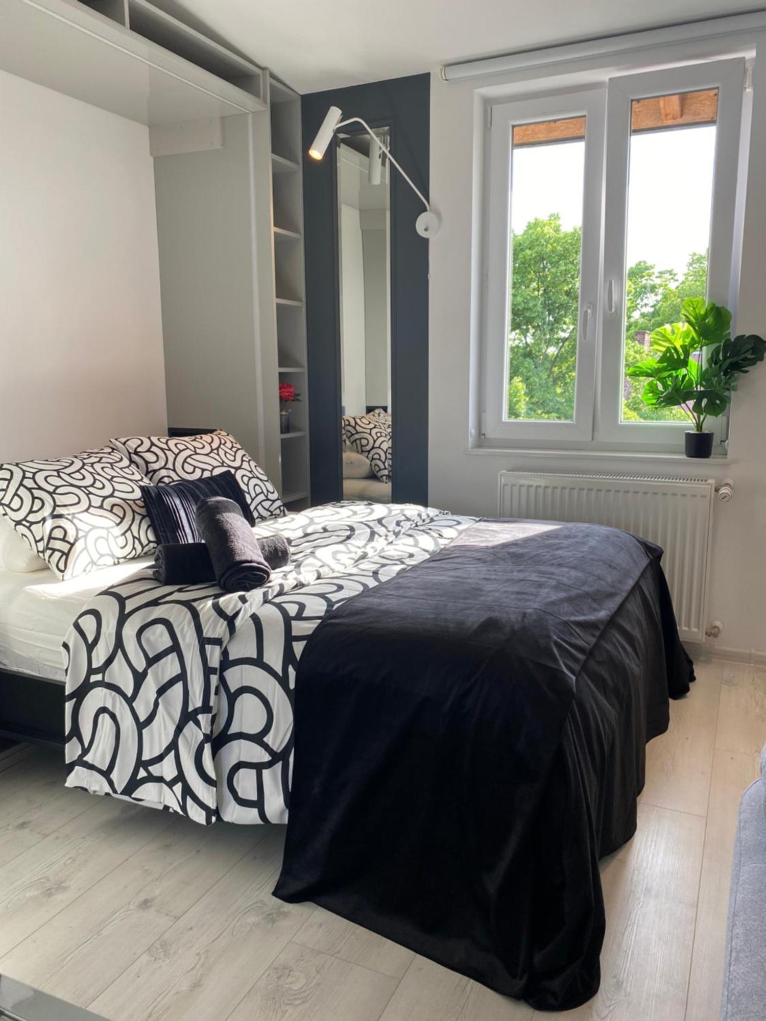 Lovers' Loft Apartment In Krakow - Orawska 7 Ngoại thất bức ảnh