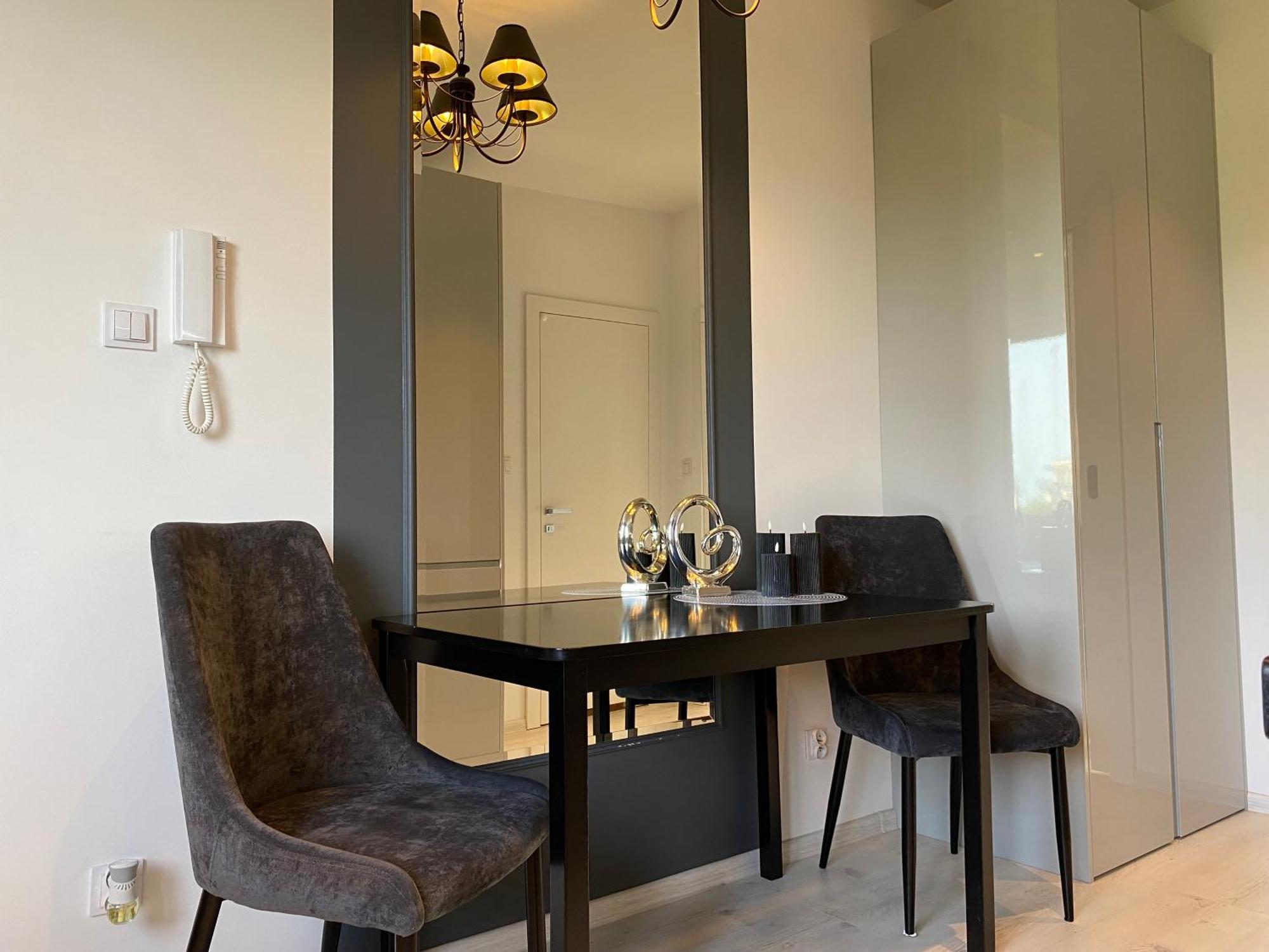 Lovers' Loft Apartment In Krakow - Orawska 7 Ngoại thất bức ảnh